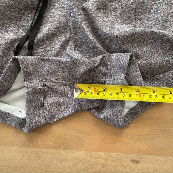 Women’s Lululemon Spring Break Away Short Heather Lux Multi Black - Picture 11 of 11